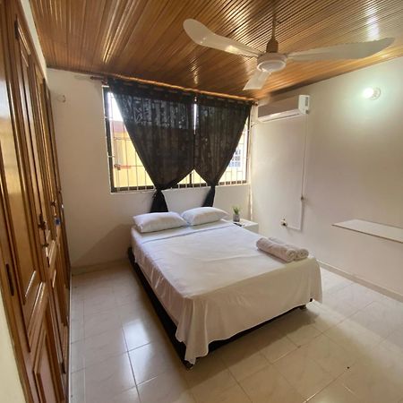 Habitaciones Cerca Al Aeropuerto 2 Cartagena Exterior foto